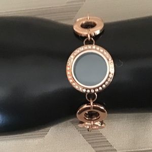 NWOT MyJourney Locket stainless steel & tempered glass copper color bracelet